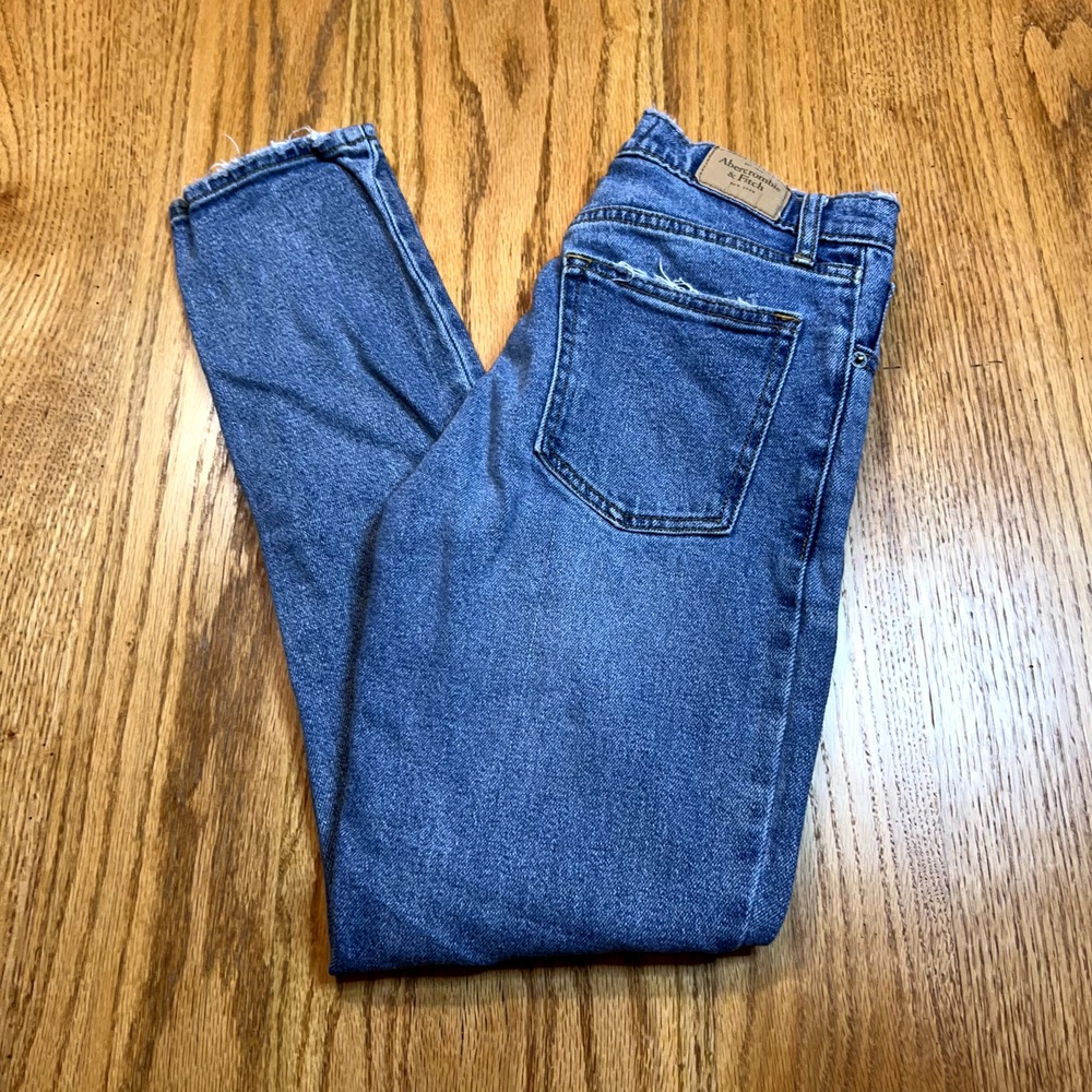 Abercrombie & Fitch Jeans Women's The Skinny High Rise 25/0 Regular Light Wash